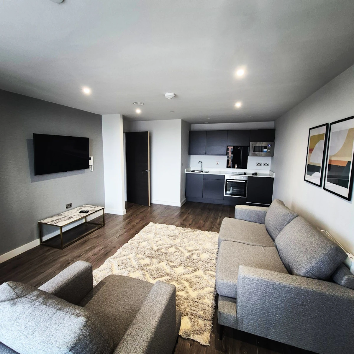 Featured image for 1 bed flat, Parliament Square, L1 0AL