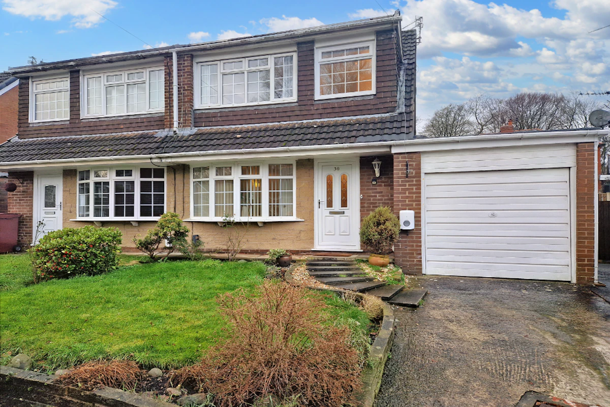 Featured image for 3 bed semi-detached house, Woodburn Drive, BL1