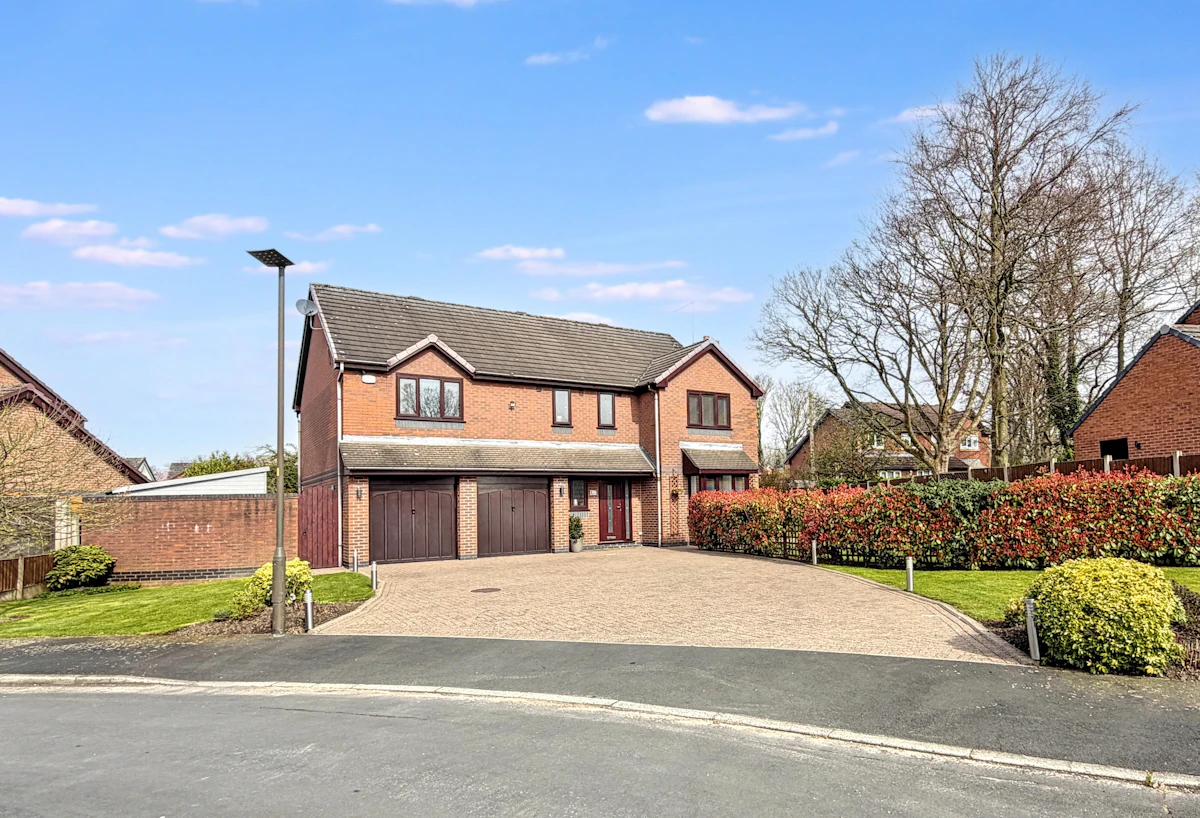 Featured image for 5 bed detached house, Hawkworth, M29 7DP