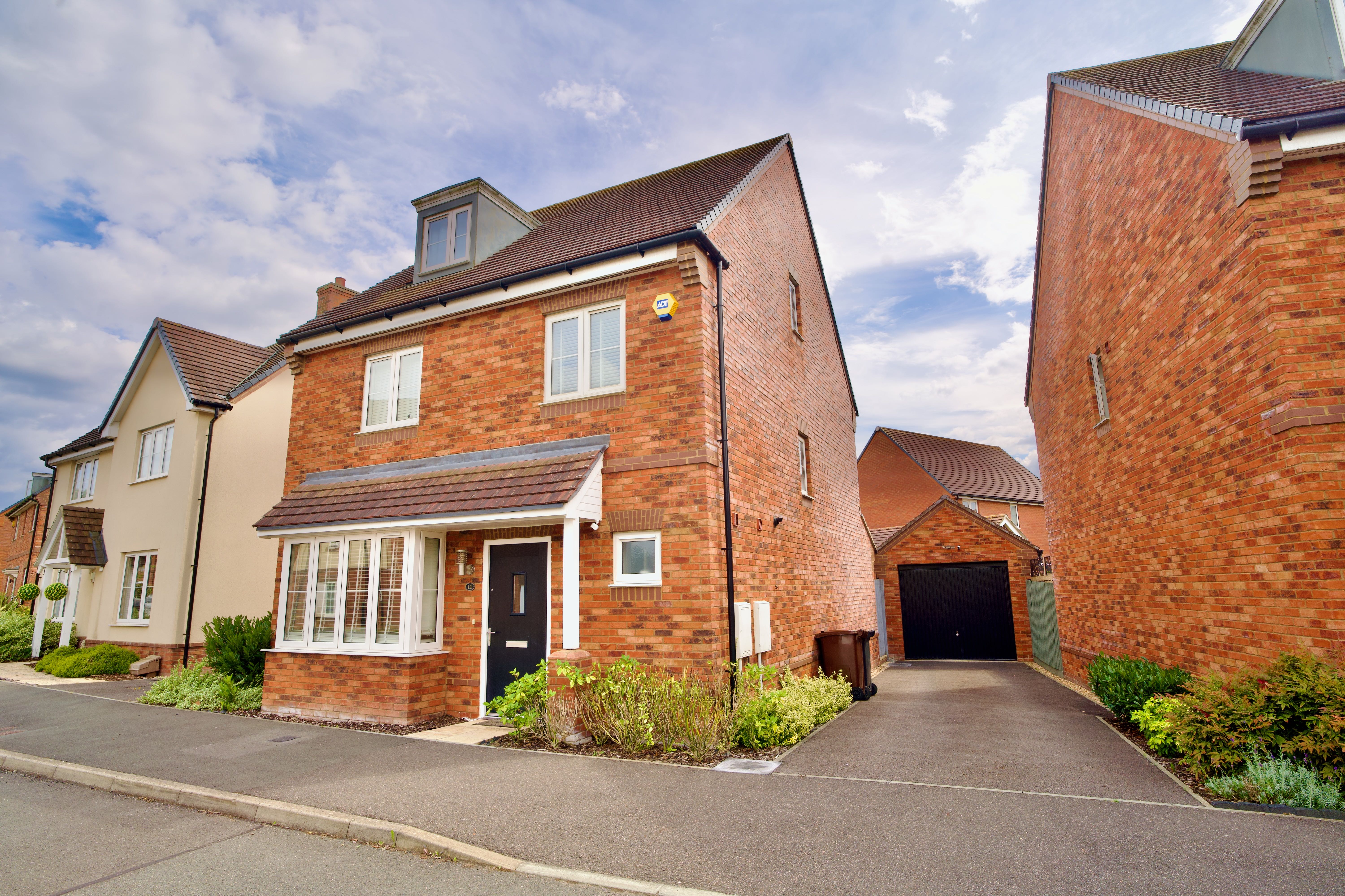 Featured image for 4 bed detached house, Bodding Avenue, SO16 0BJ