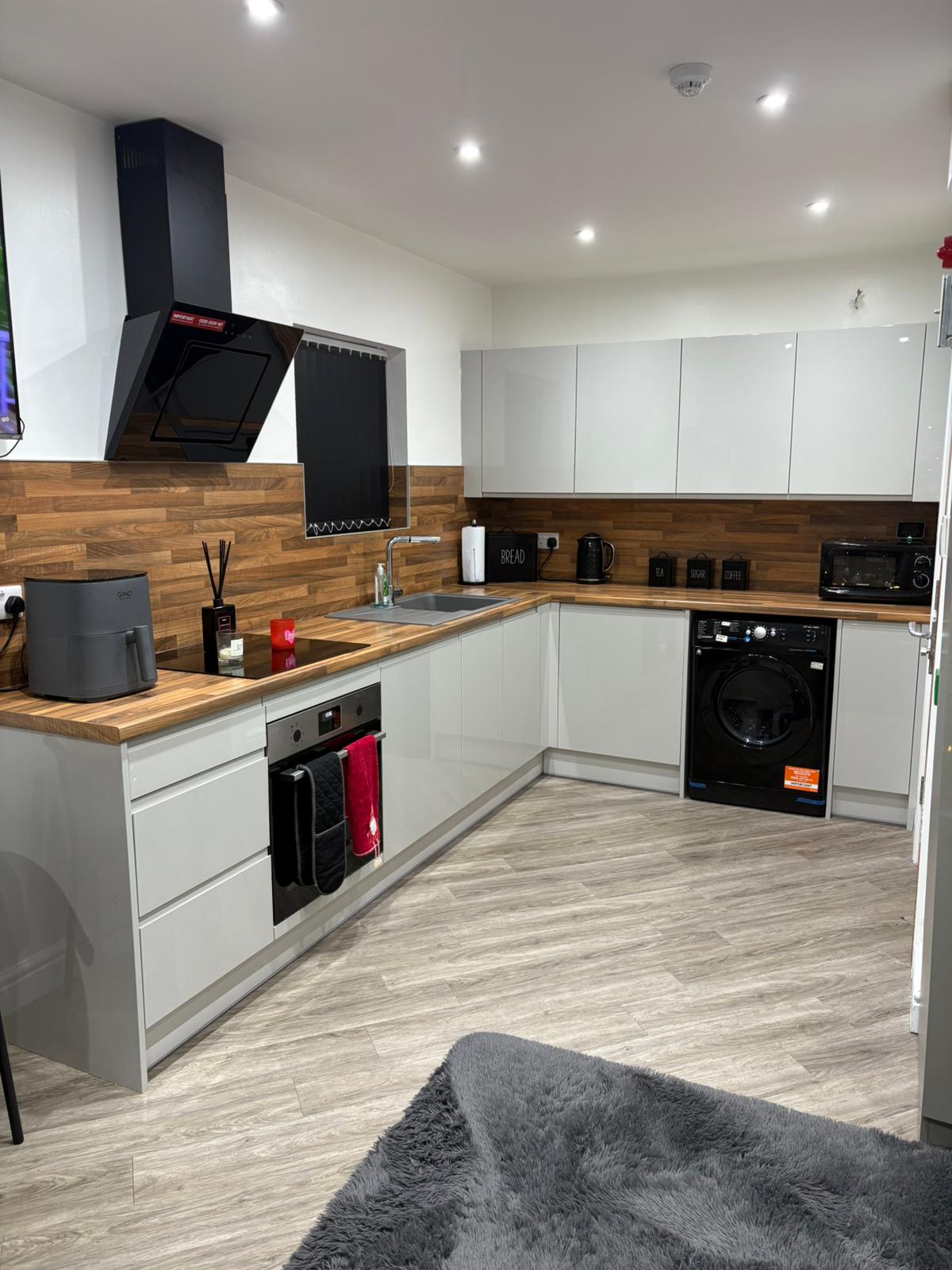 Featured image for 1 bed studio flat, Attercliffe Road, S9 3RS