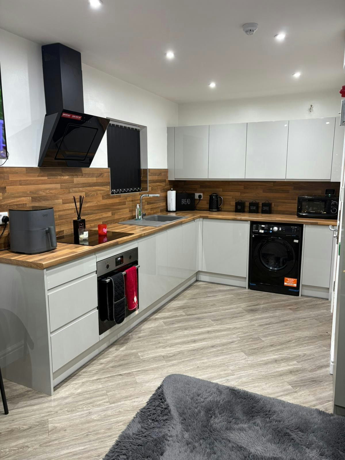 Featured image for 1 bed studio flat, Attercliffe Road, S9 3RS