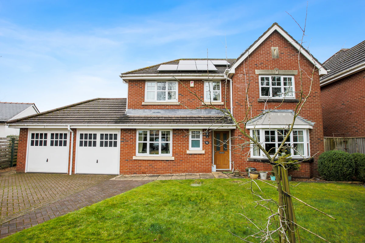 Featured image for 4 bed detached house, 52 Moor Lane, PR4 5SE