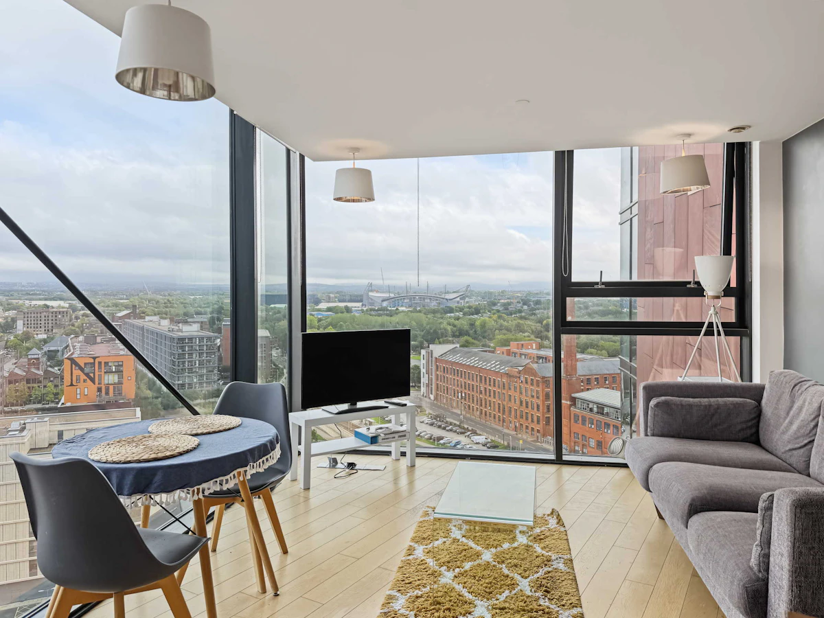 Featured image for 1 bed detached flat, Great Ancoats Street, M4
