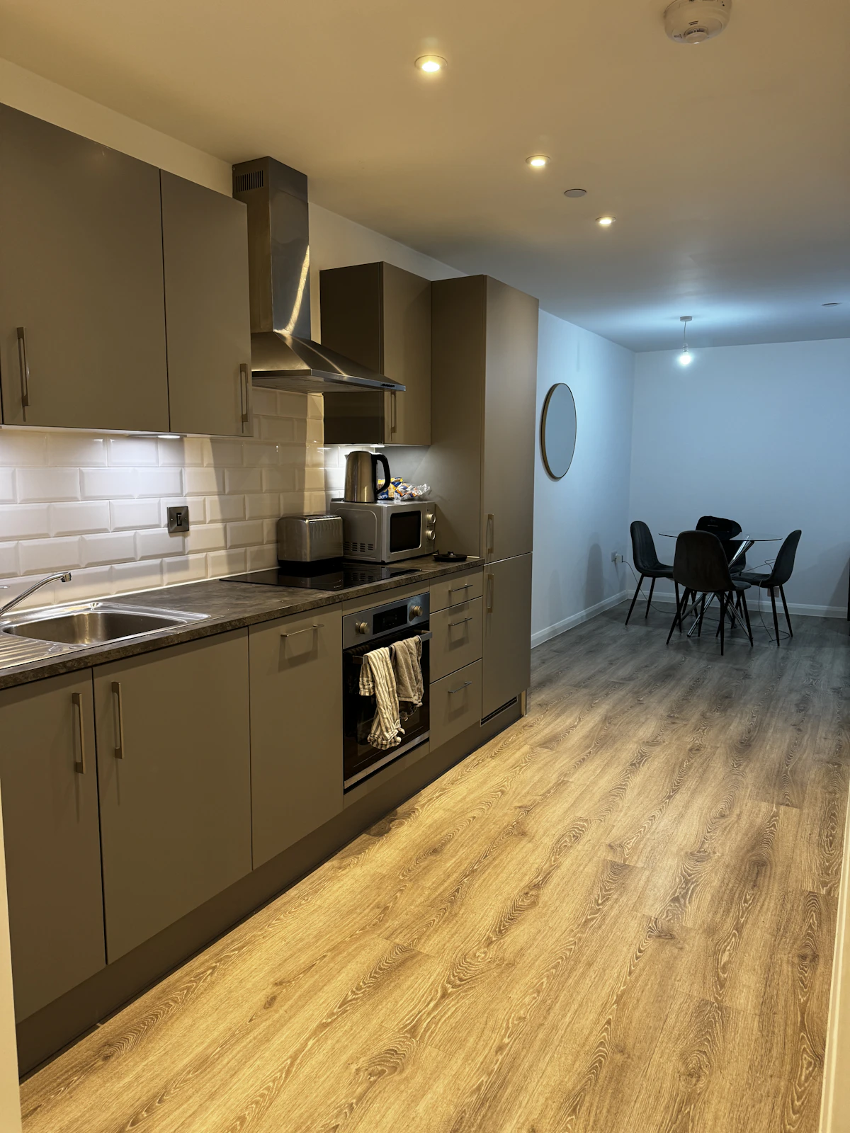 Featured image for Huge 2 bed flat, Darwin Street, B12 0TQ
